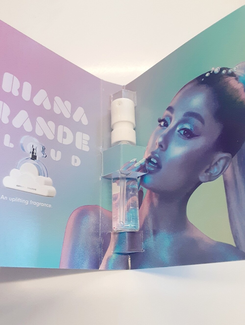 Ariana Grande Eau De Cloud Spray Sample
